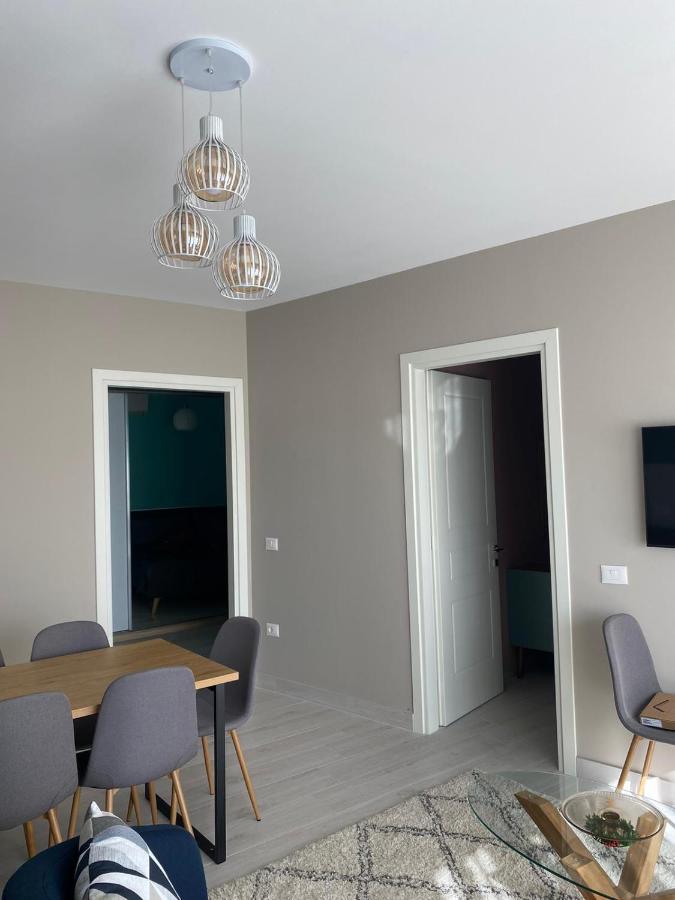 Alma Rose Apartment Korce Exterior foto